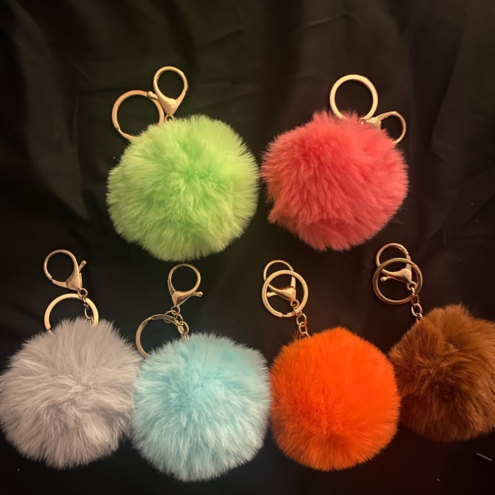 Keychain Puff balls! - Picture 4 of 4